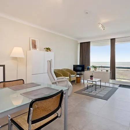 Apartment Neptunus 3c7 Met Garage Blankenberge